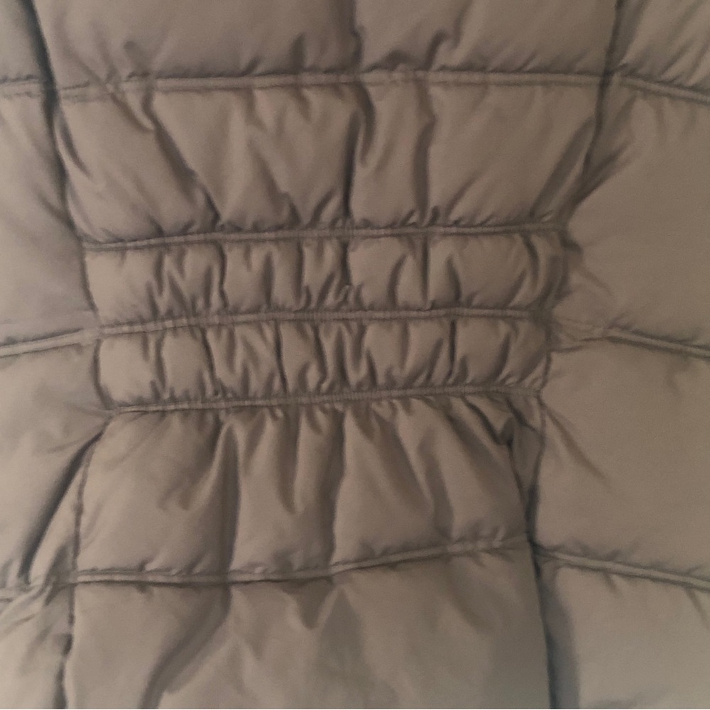 GAP Tan Brown Puffer Vest - Picture 4 of 8